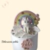 Cukor unikornis figura – 10 cm – pasztell színekben, arany részletekkel (tortadísz)