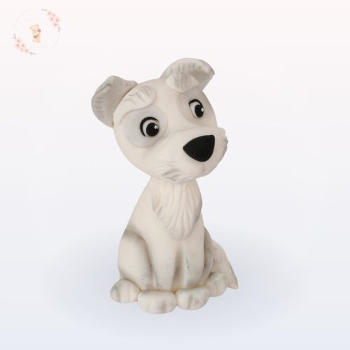 kiskutya tortafigura oldalnézetben részletgazdag kidolgozással