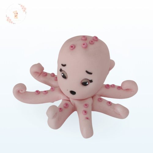 kézzel készült polip figura torta dekorációhoz